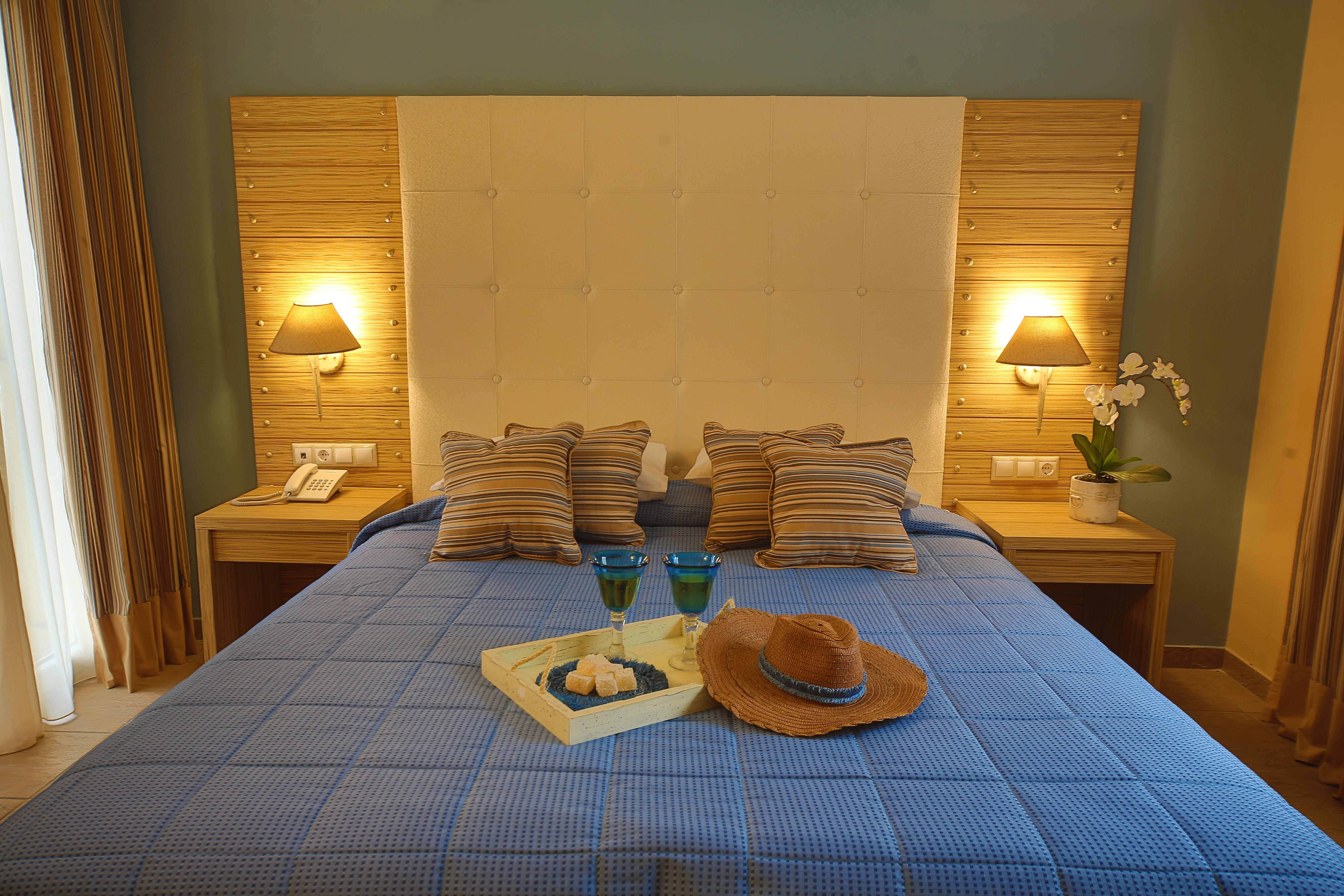 Dolphin Bay Seaside Resort & Suites Galissas Exteriér fotografie